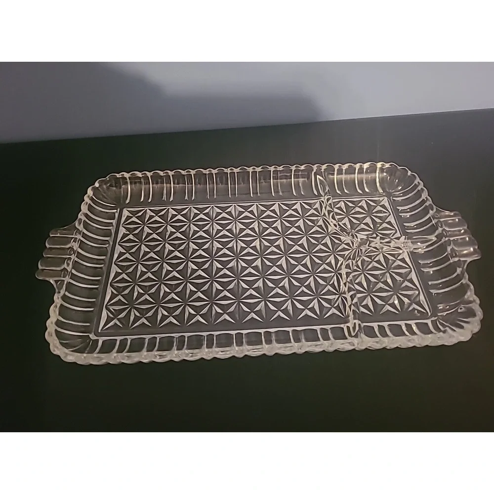 Anchor Hocking Serva Snack Clear Sip n Smoke Pressed Glass‎ Tray